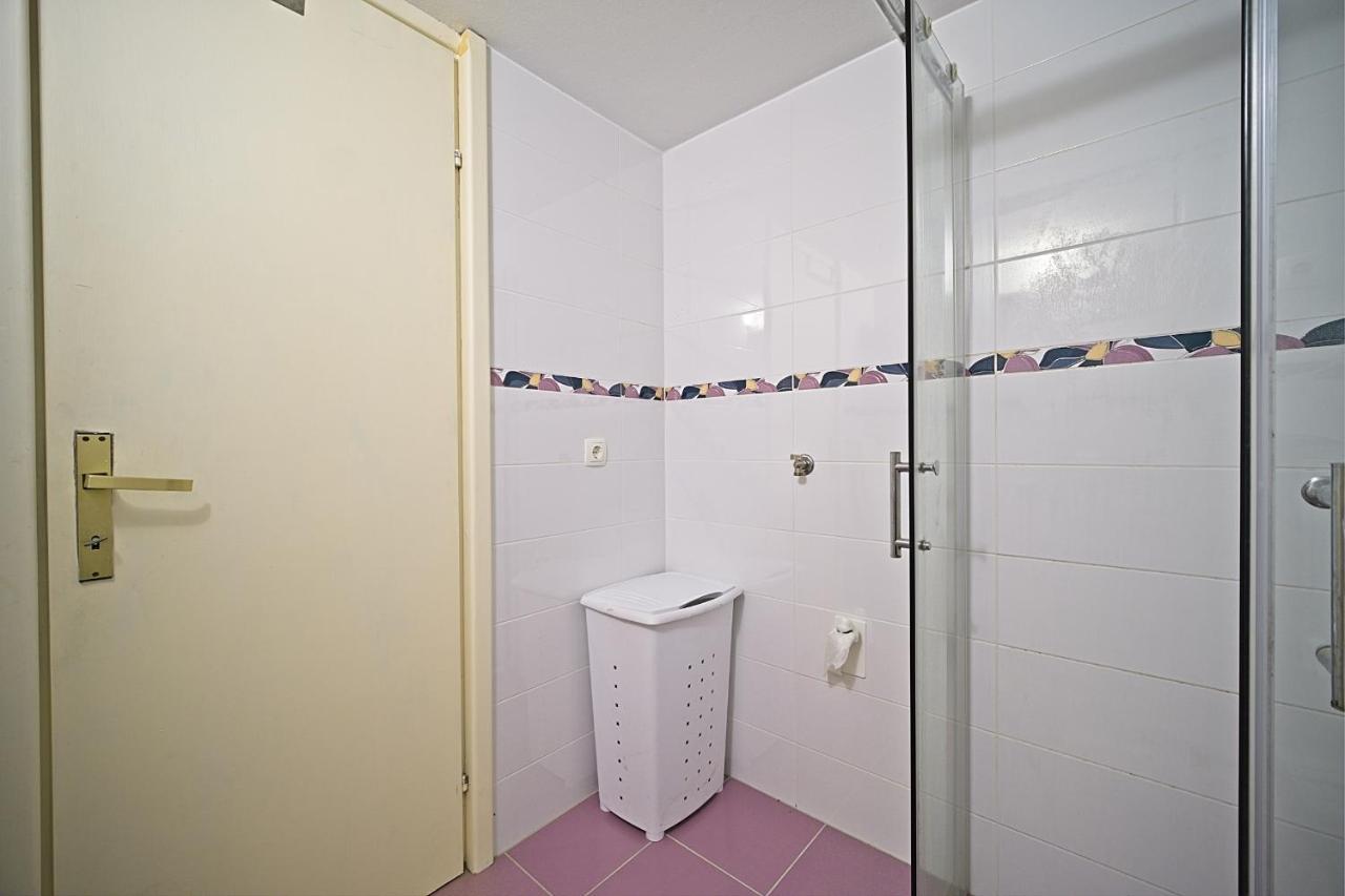 Apartment Renata Postira Exterior photo